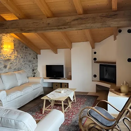 La Cavallera